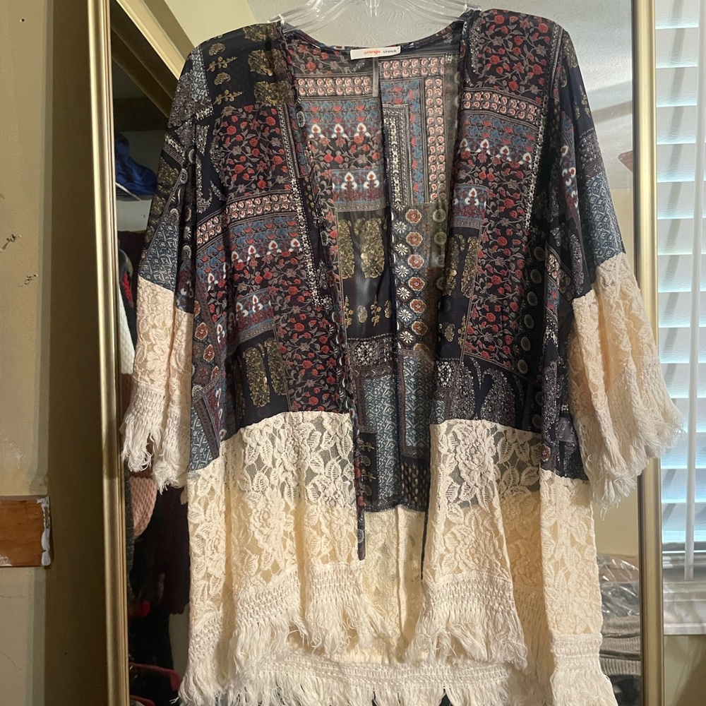 Size Medium boutique kimono/cardigan